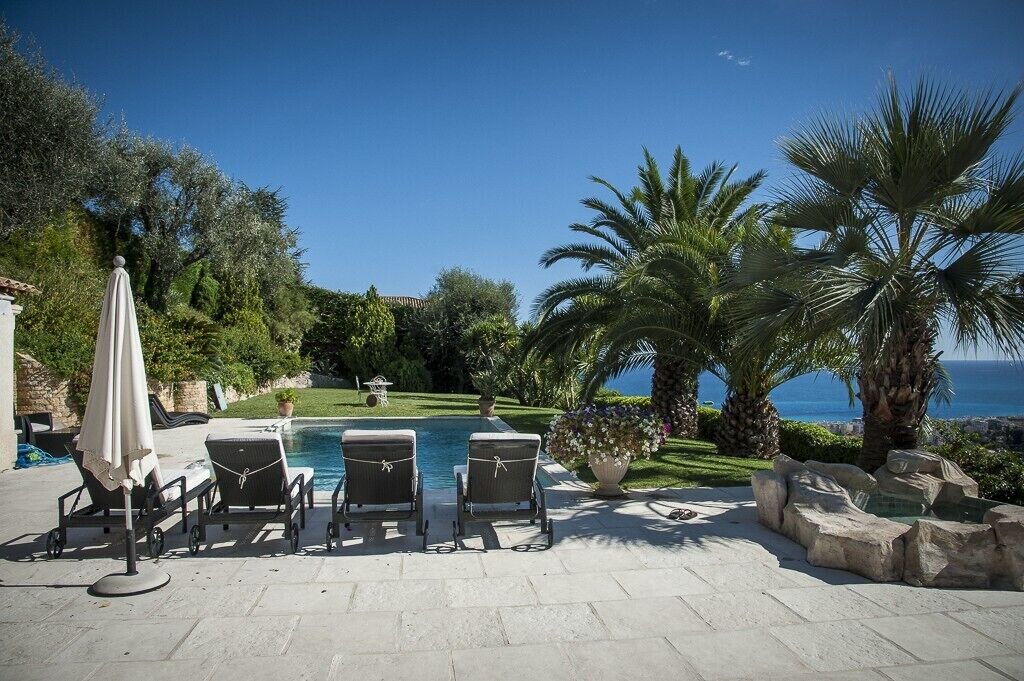 Photo of Outdoor in Saint Pierre de Feric