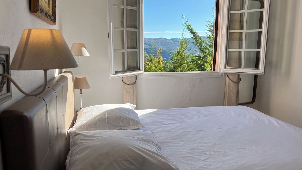 Photo of Bedroom in Aspremont