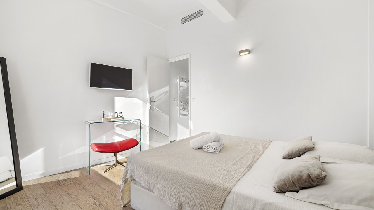 Photo of Bedroom in Old Town
