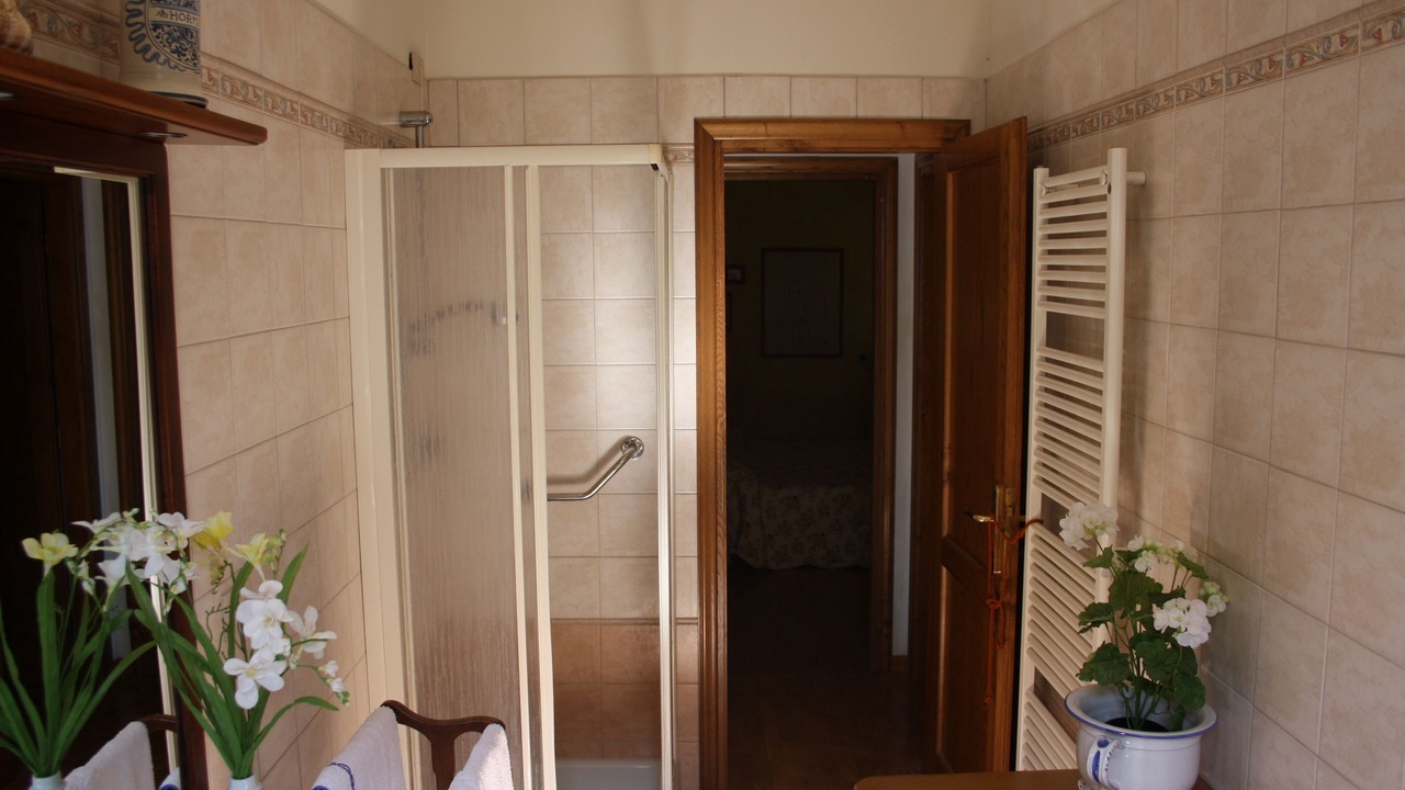 Photo of Bathroom in Corsanico-Bargecchia