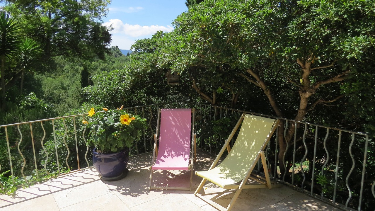 Photo of Outdoor in Contes