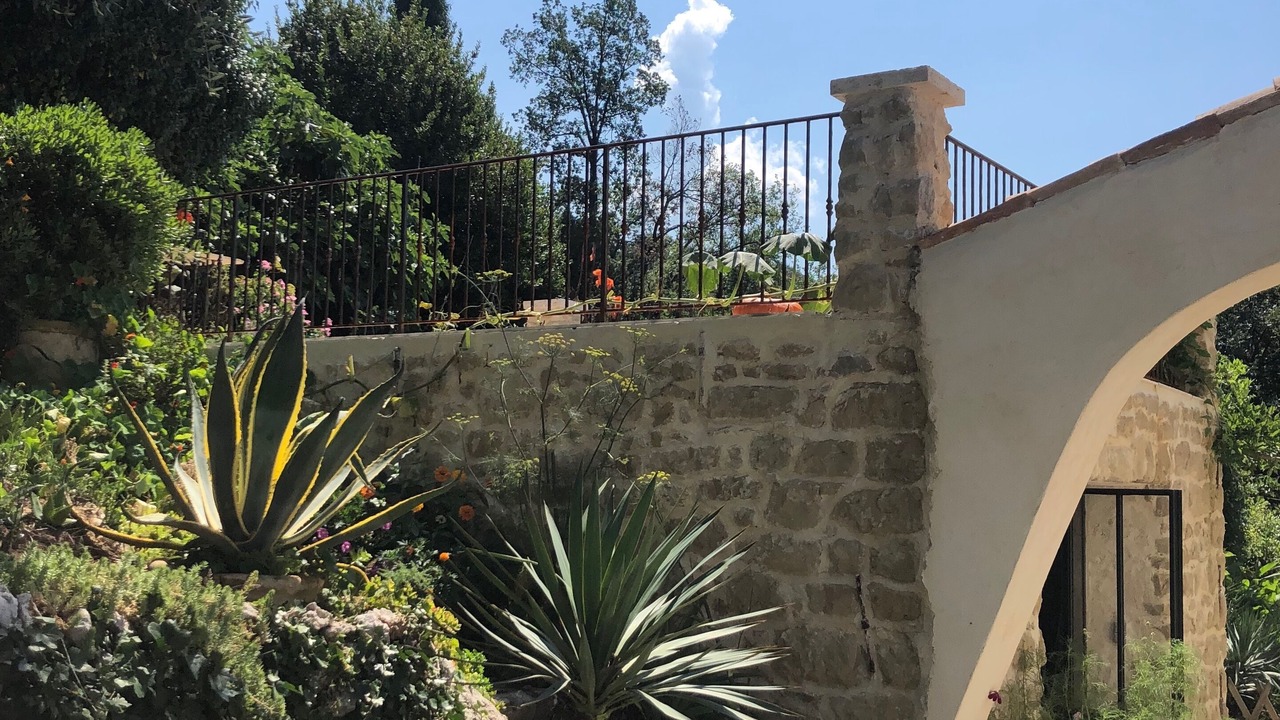 Photo of Outdoor in Contes