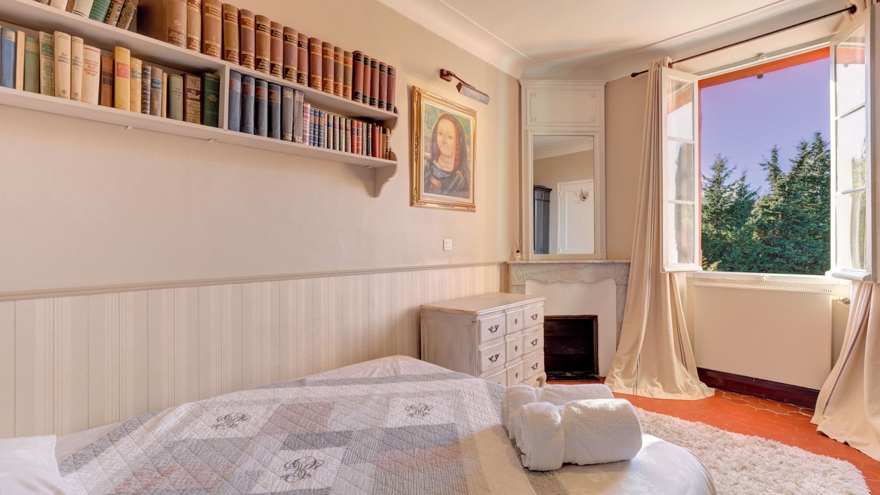 Photo of Bedroom in Plaine de la Brague