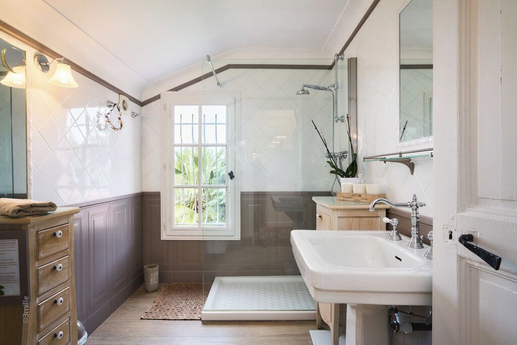 Photo of Bathroom in Plaine de la Brague