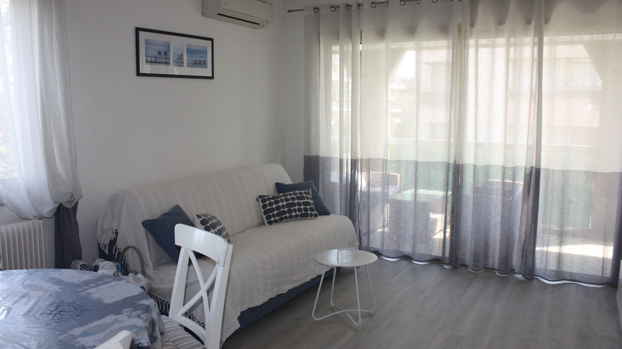 Photo of Livingroom in Saint-Laurent-du-Var