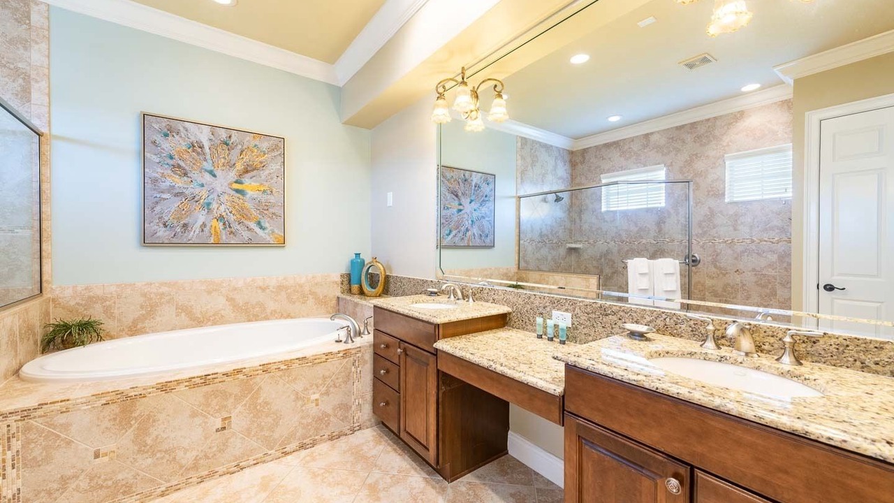 Photo of Bathroom in Reunion