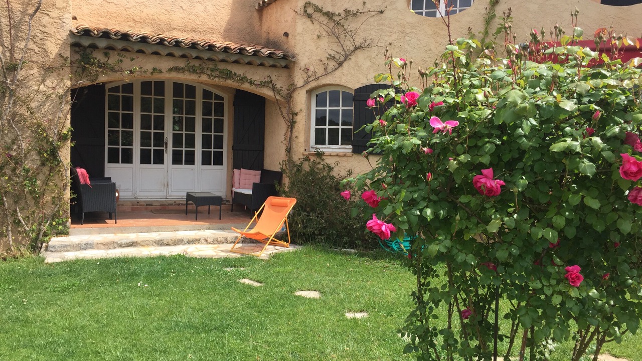 Photo of Patio Balcony in Valbonne
