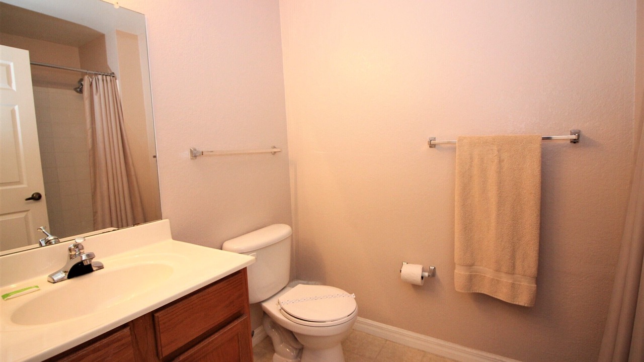 Photo of Bathroom in Venetian Bay Villages