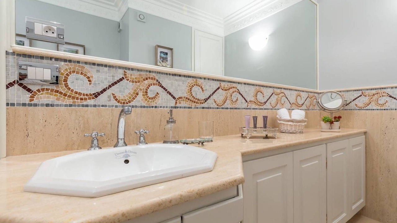 Photo of Bathroom in Beaulieu-sur-Mer