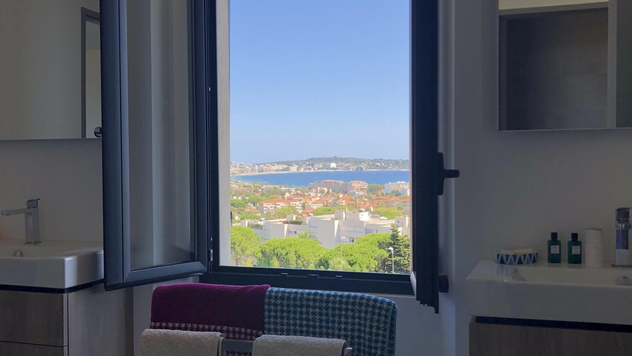 Photo of Bathroom in Golfe Juan