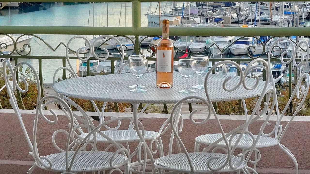 Photo of Outdoor in Cannes Old Town