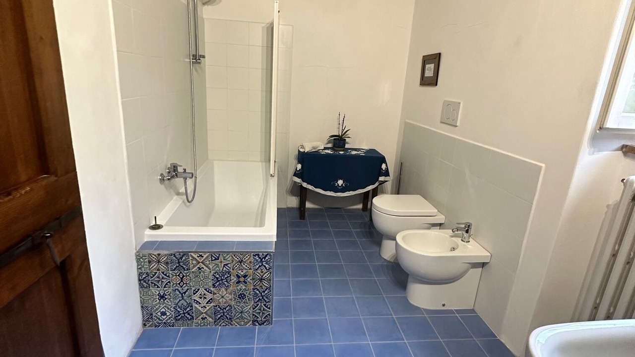 Photo of Bathroom in Cortona