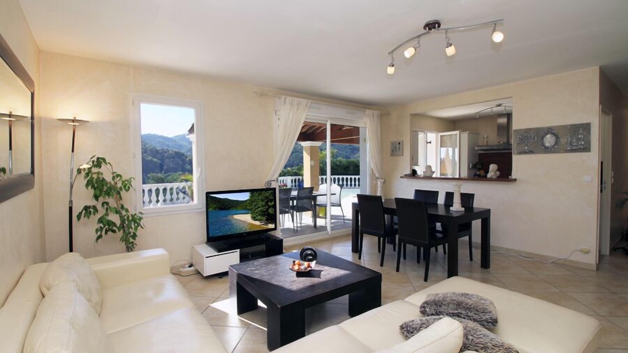 Photo of Livingroom in Auribeau-sur-Siagne