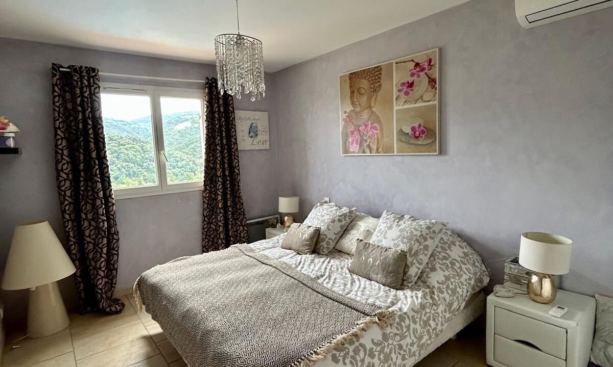 Photo of Bedroom in Auribeau-sur-Siagne