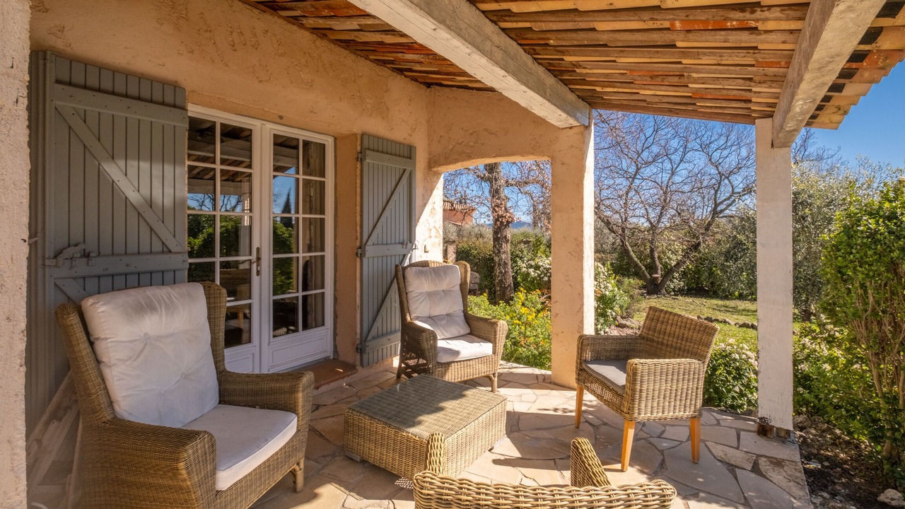 Photo of Patio Balcony in Bagnols-en-Foret