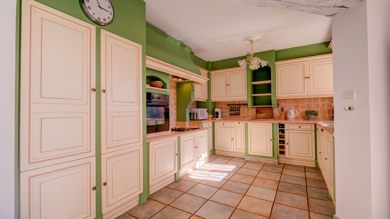 Photo of Kitchen in Bagnols-en-Foret