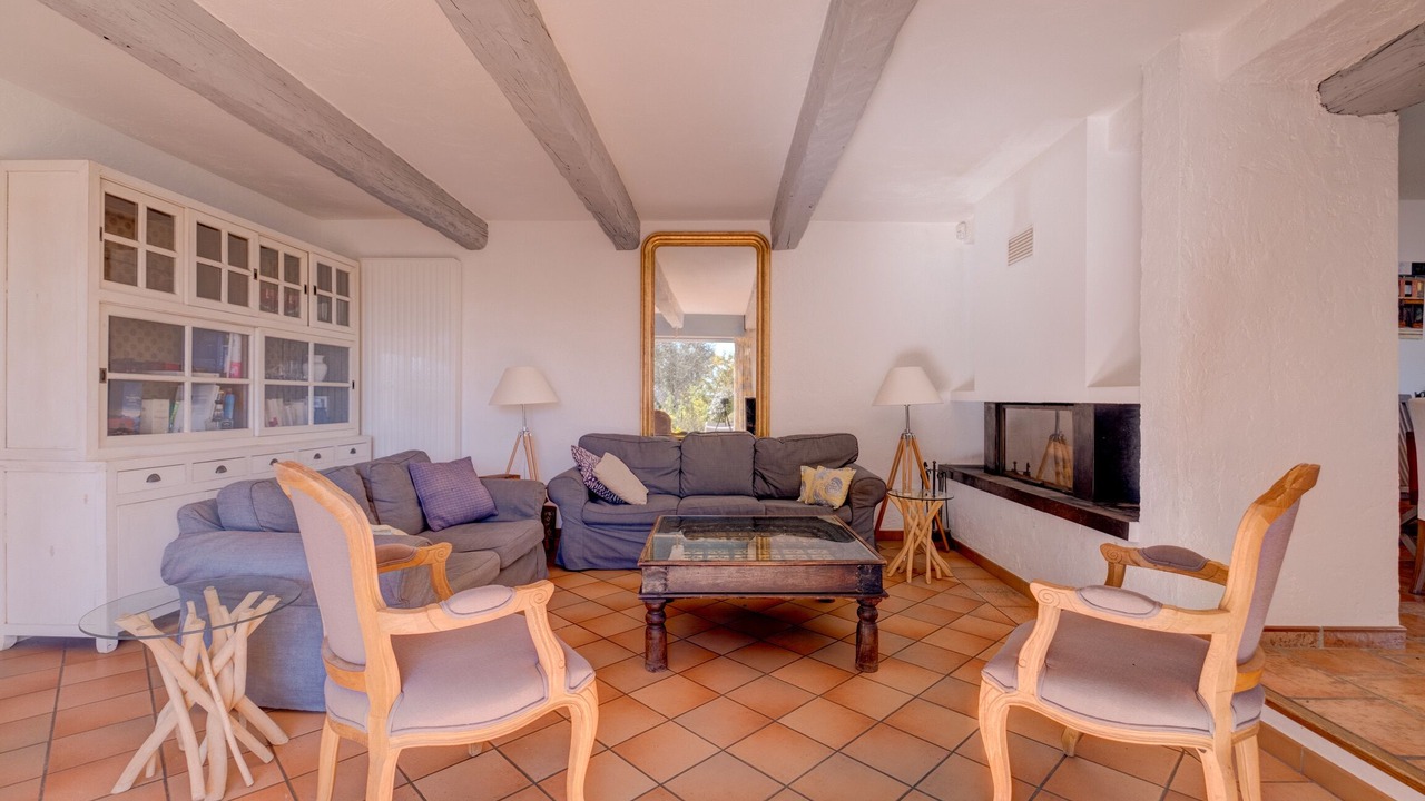 Photo of Livingroom in Bagnols-en-Foret