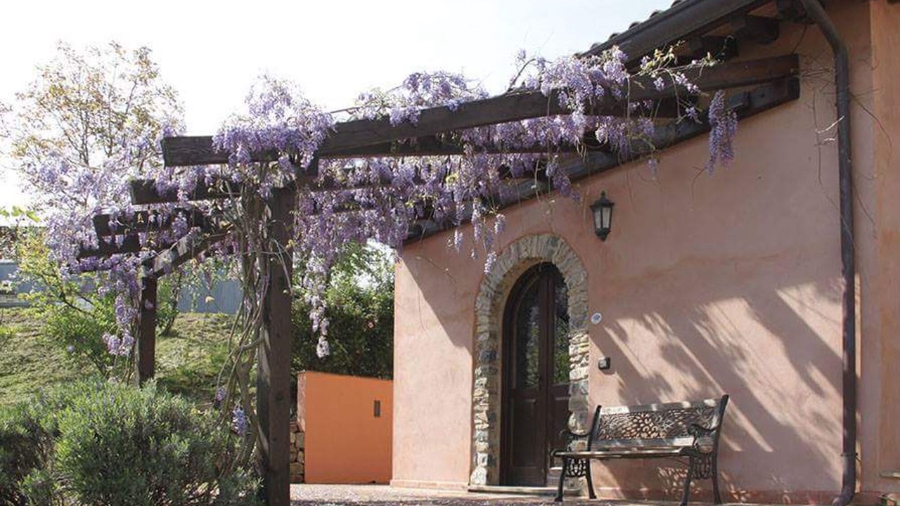 Photo of Patio Balcony in Fivizzano