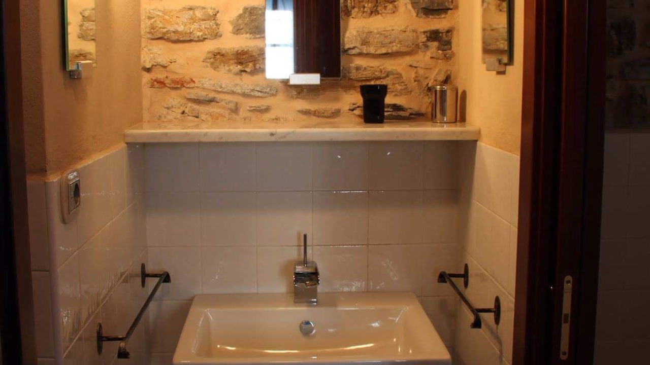 Photo of Bathroom in Fivizzano