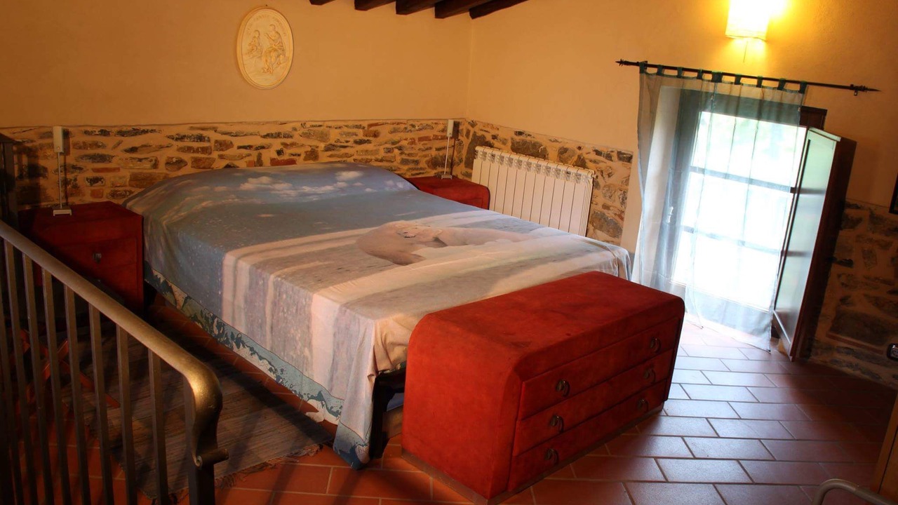 Photo of Bedroom in Fivizzano