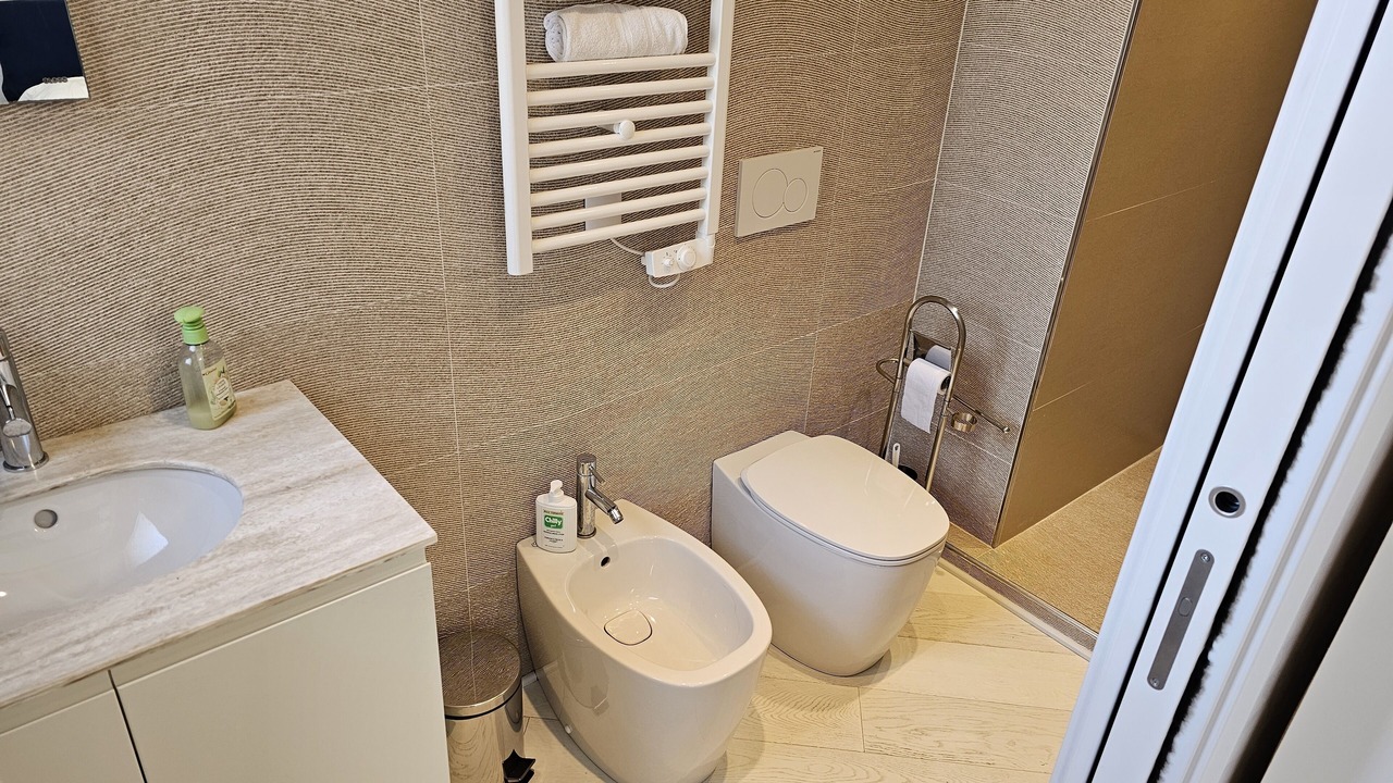 Photo of Bathroom in Menton