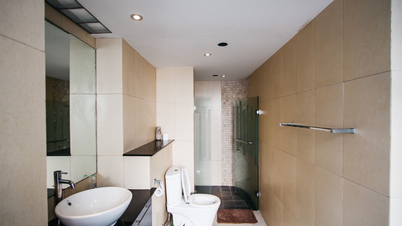 Photo of Bathroom in Bukti