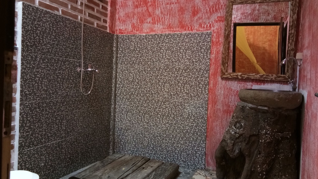 Photo of Bathroom in Kaliasem