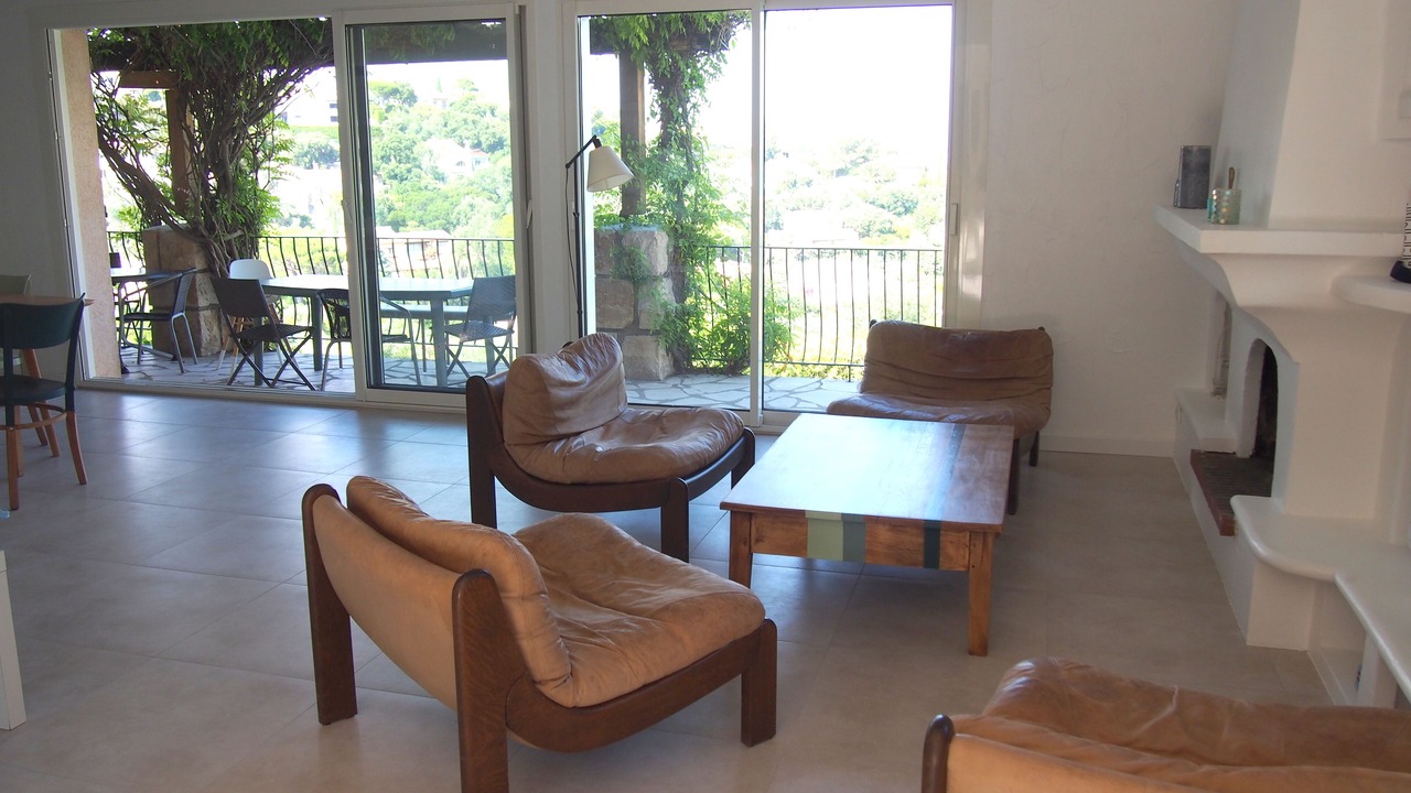 Photo of Livingroom in Saint-Aygulf