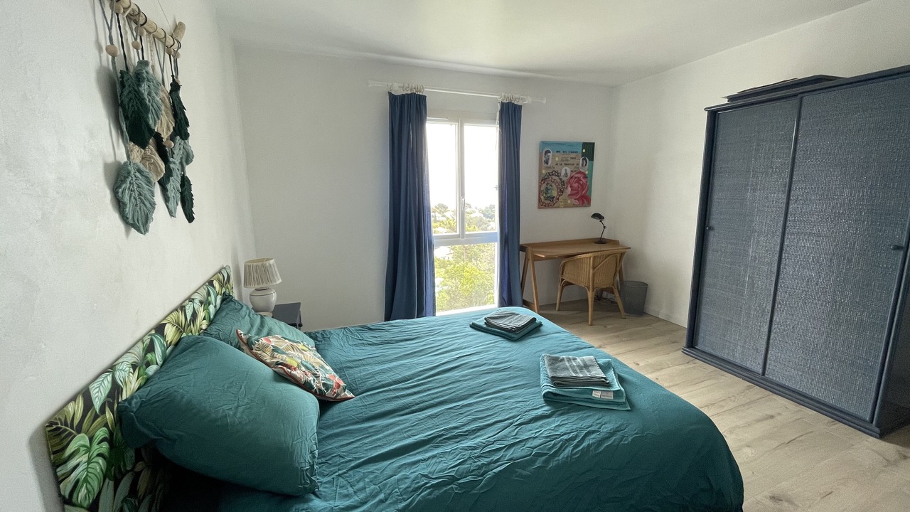 Photo of Bedroom in Saint-Aygulf
