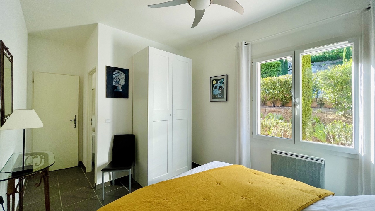 Photo of Bedroom in Plage de la Garonnette