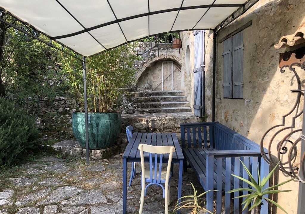 Photo of Patio Balcony in Carros