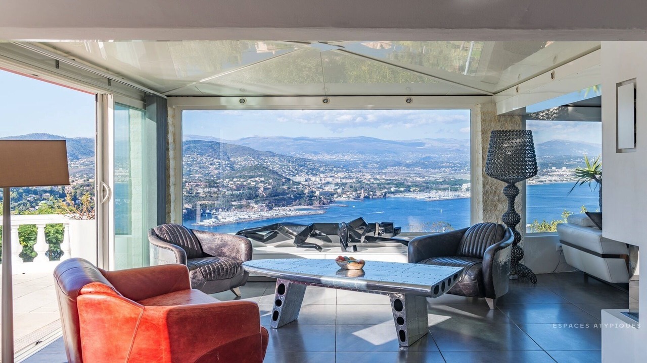 Photo of Livingroom in Theoule-Superieur