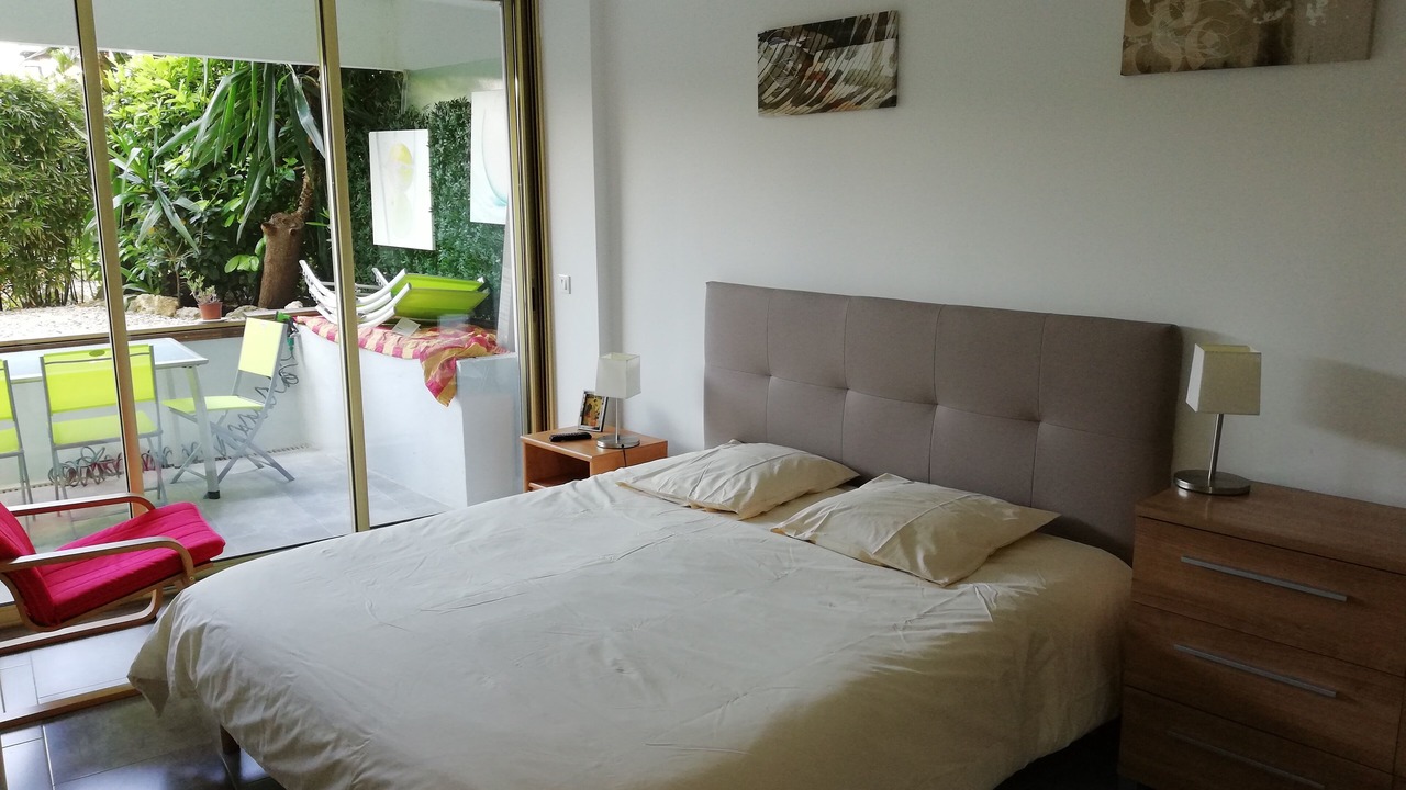 Photo of Bedroom in Villeneuve Loubet Beach