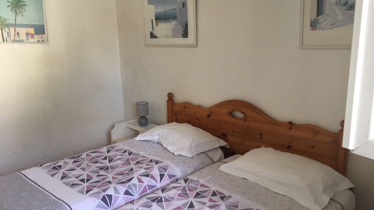 Photo of Bedroom in Riou - Petit Juas - Av de Grasse