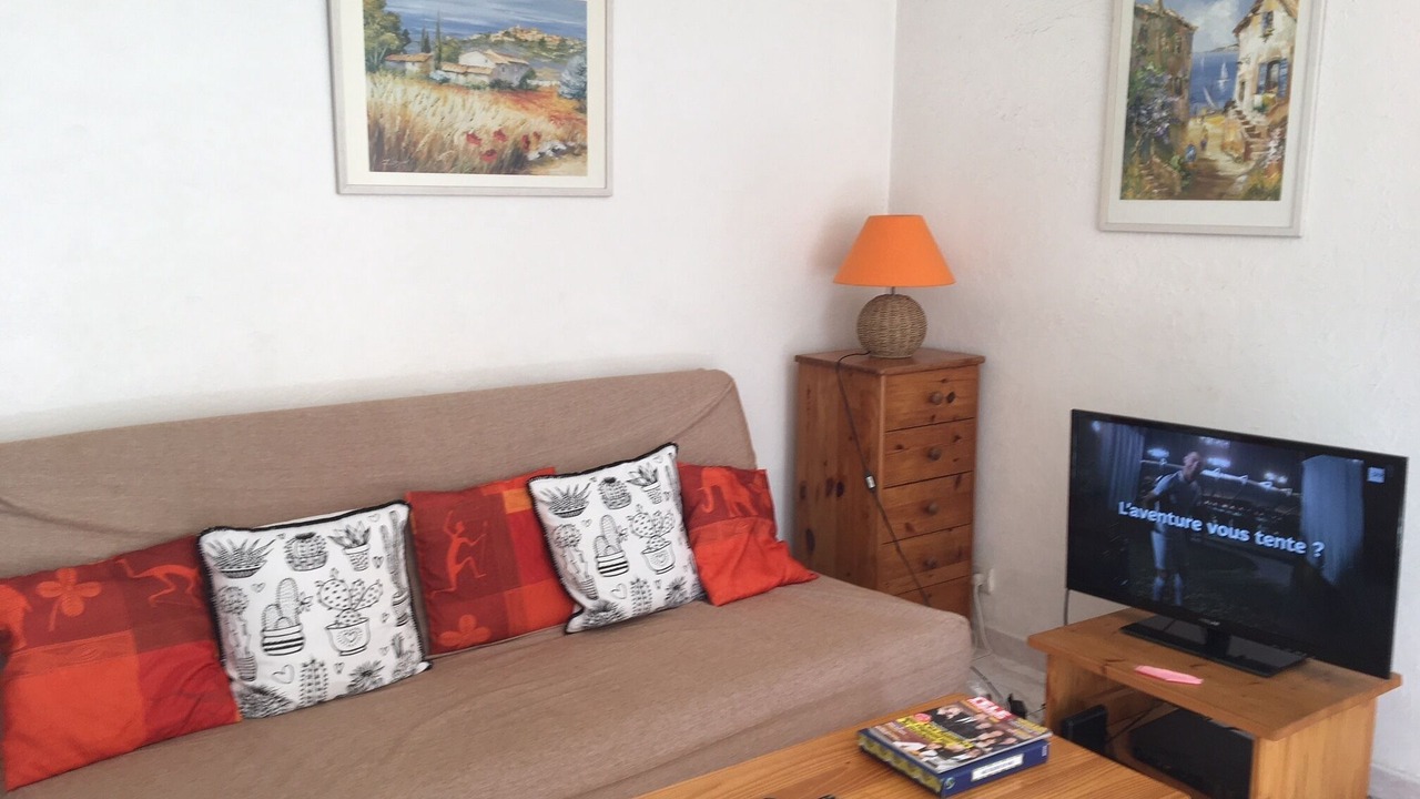 Photo of Livingroom in Riou - Petit Juas - Av de Grasse