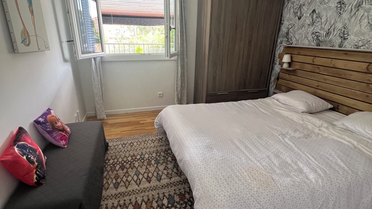 Photo of Bedroom in Plaine de la Brague