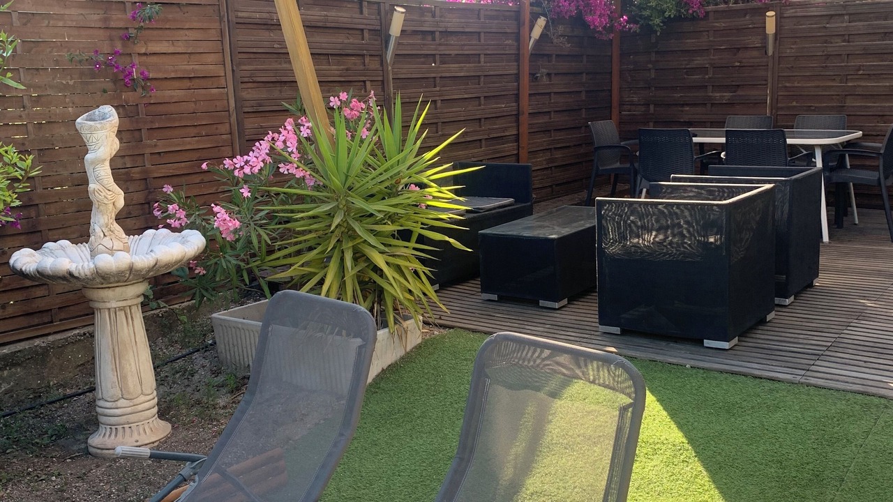 Photo of Patio Balcony in Le Ray