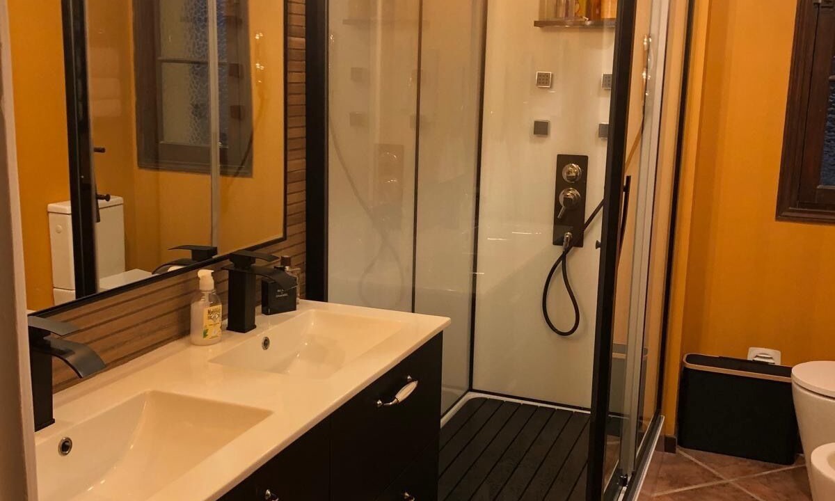 Photo of Bathroom in Le Ray