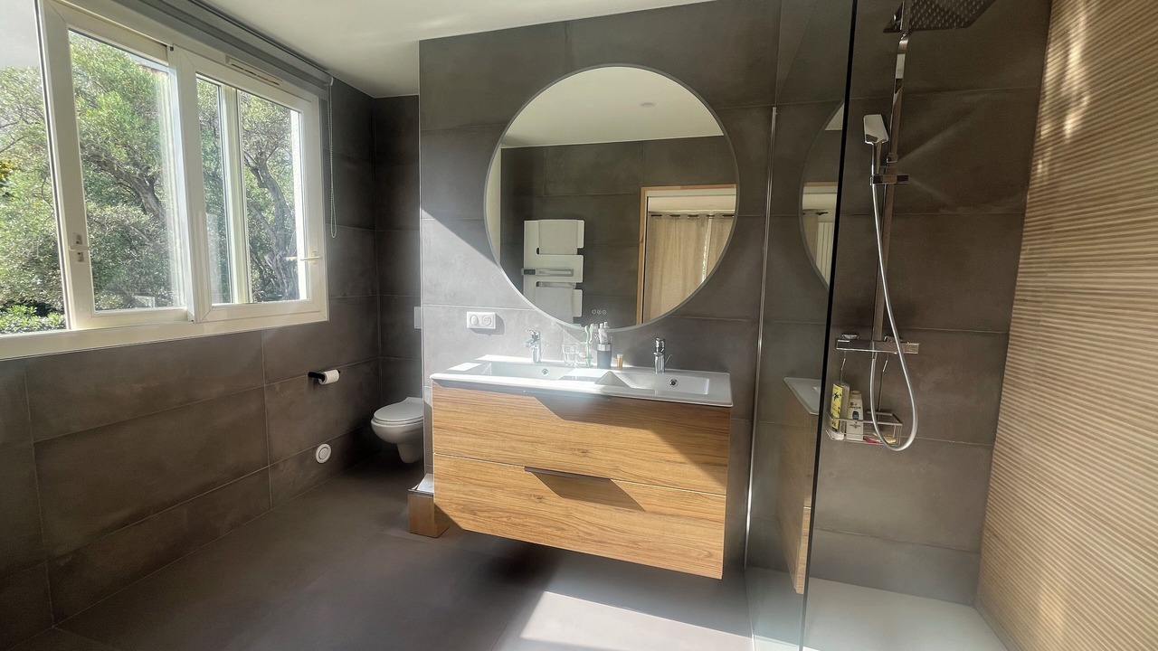 Photo of Bathroom in Juan-les-Pins
