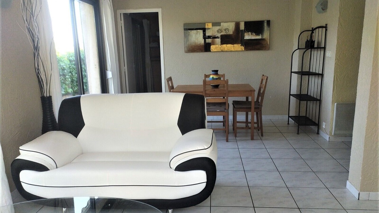 Photo of Livingroom in Bendejun