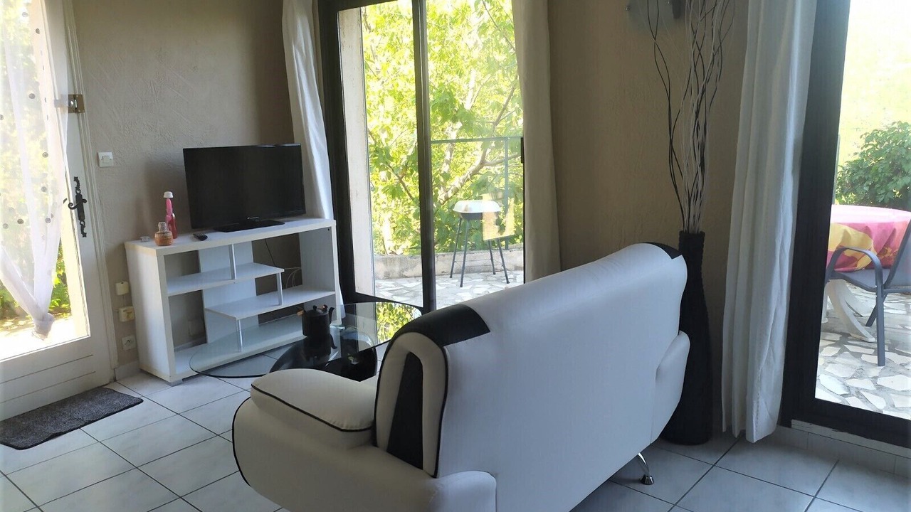Photo of Livingroom in Bendejun