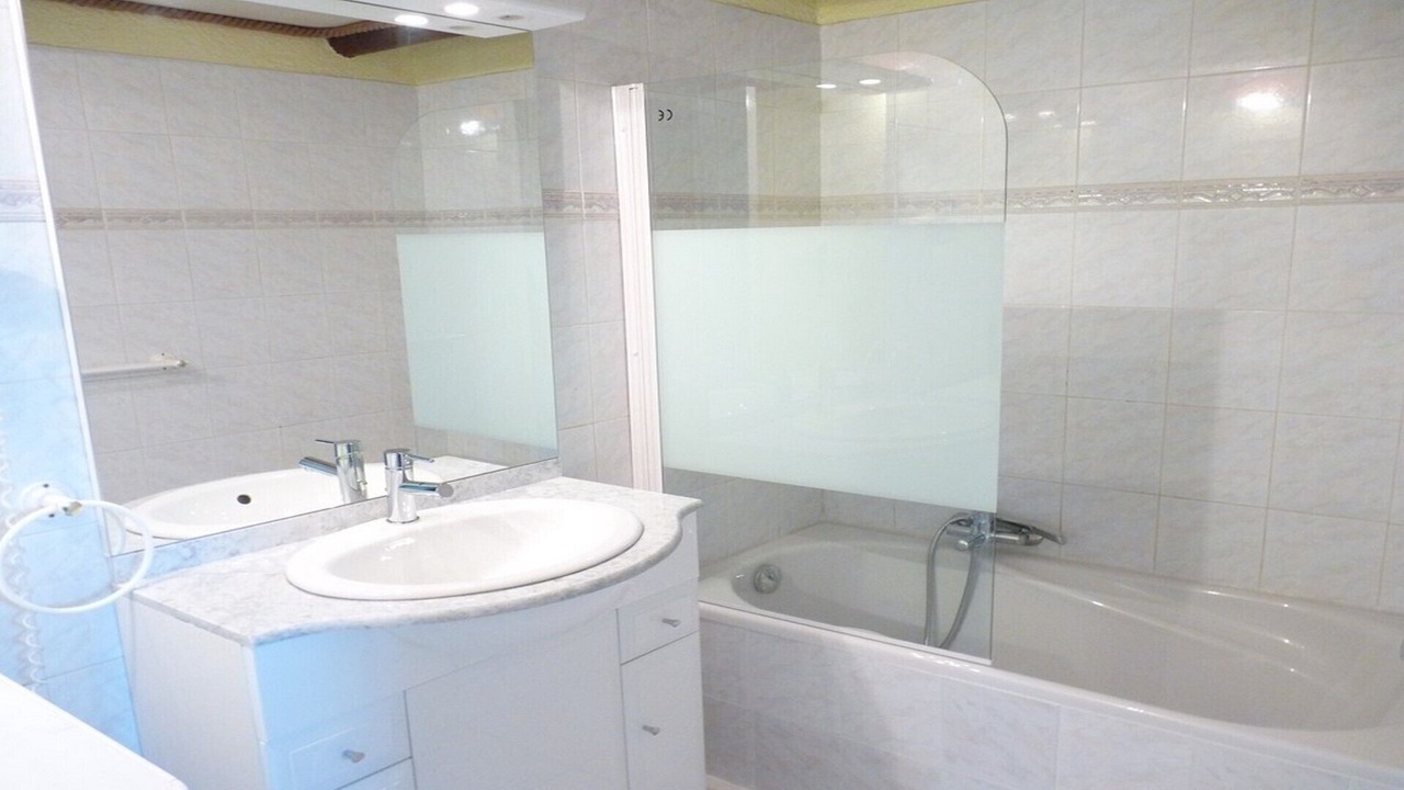 Photo of Bathroom in Bendejun