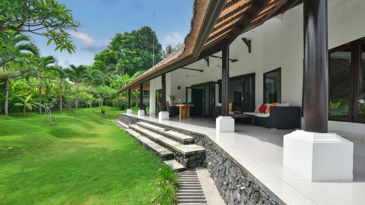 Photo of Patio Balcony in Umeanyar