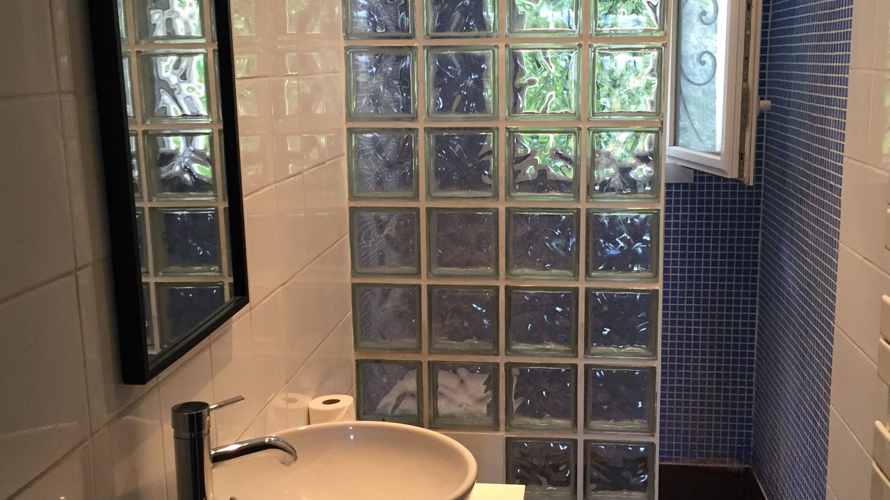 Photo of Bathroom in Blausasc