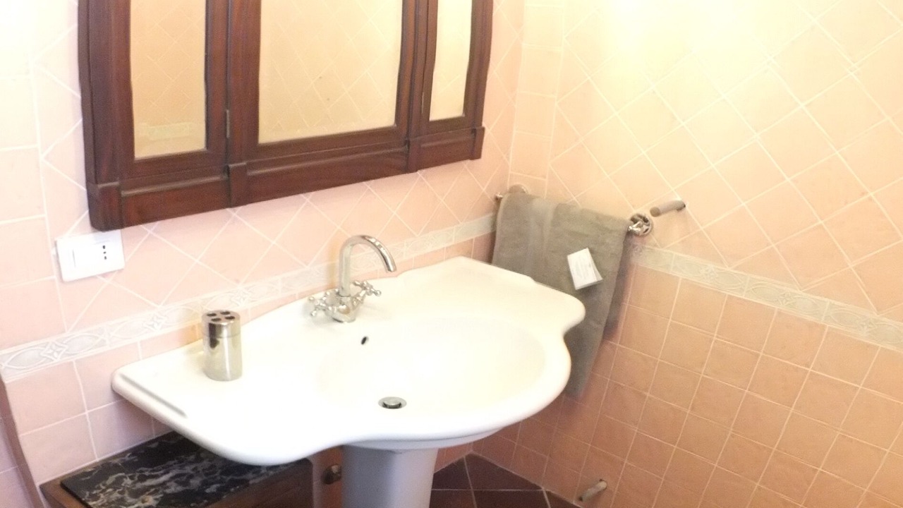 Photo of Bathroom in Latignano