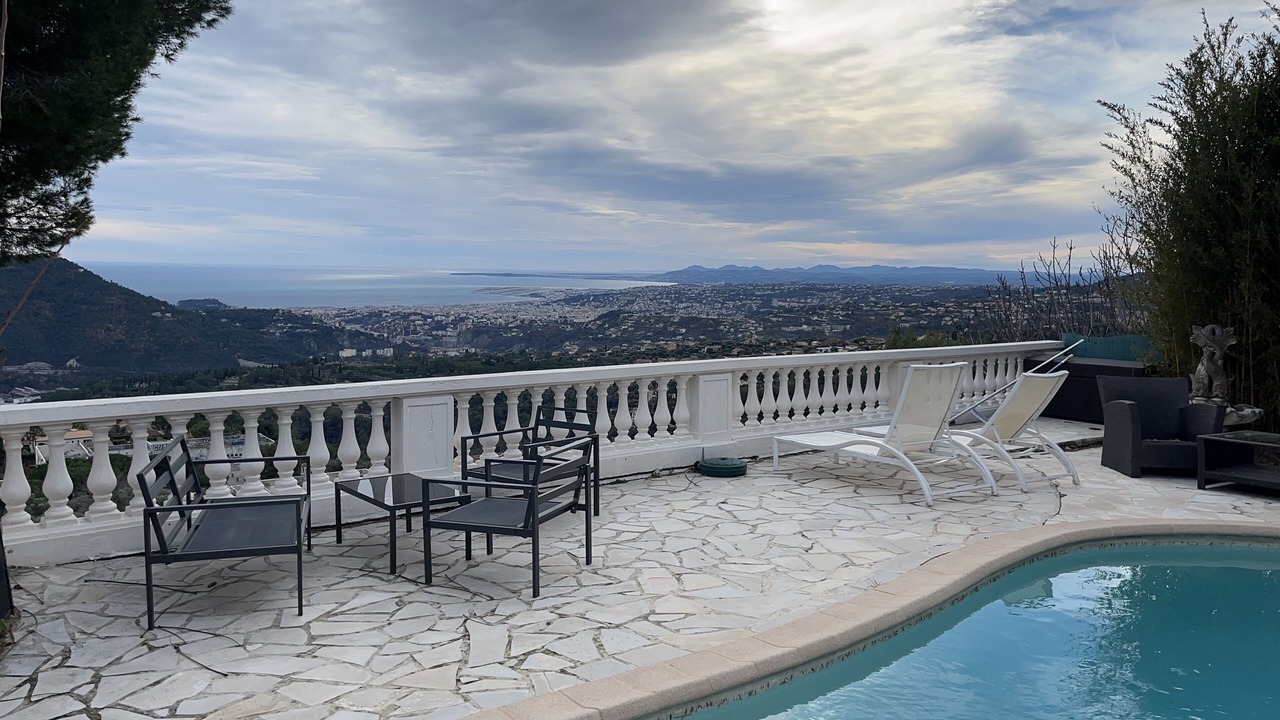 Photo of Outdoor in Cantaron