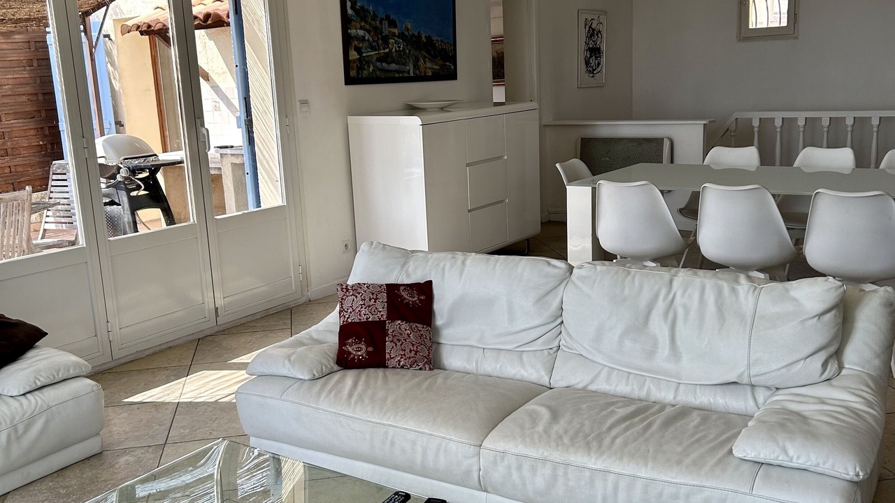 Photo of Livingroom in Cantaron