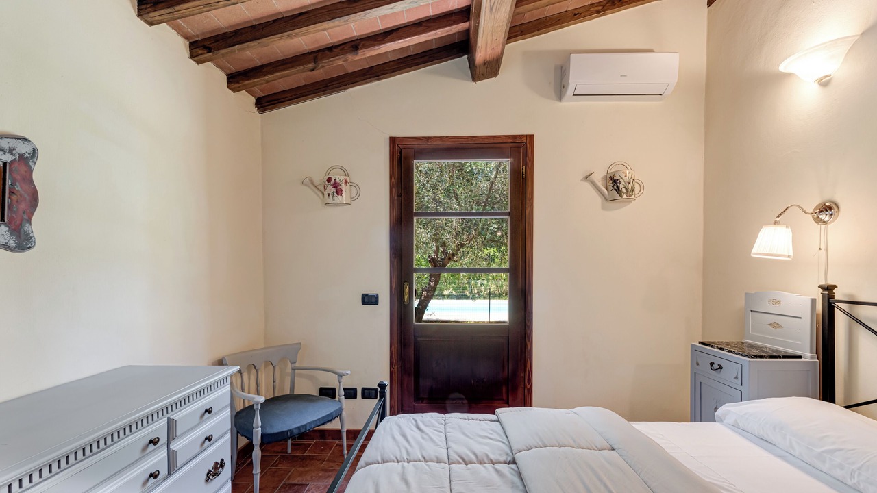 Photo of Bedroom in Calci