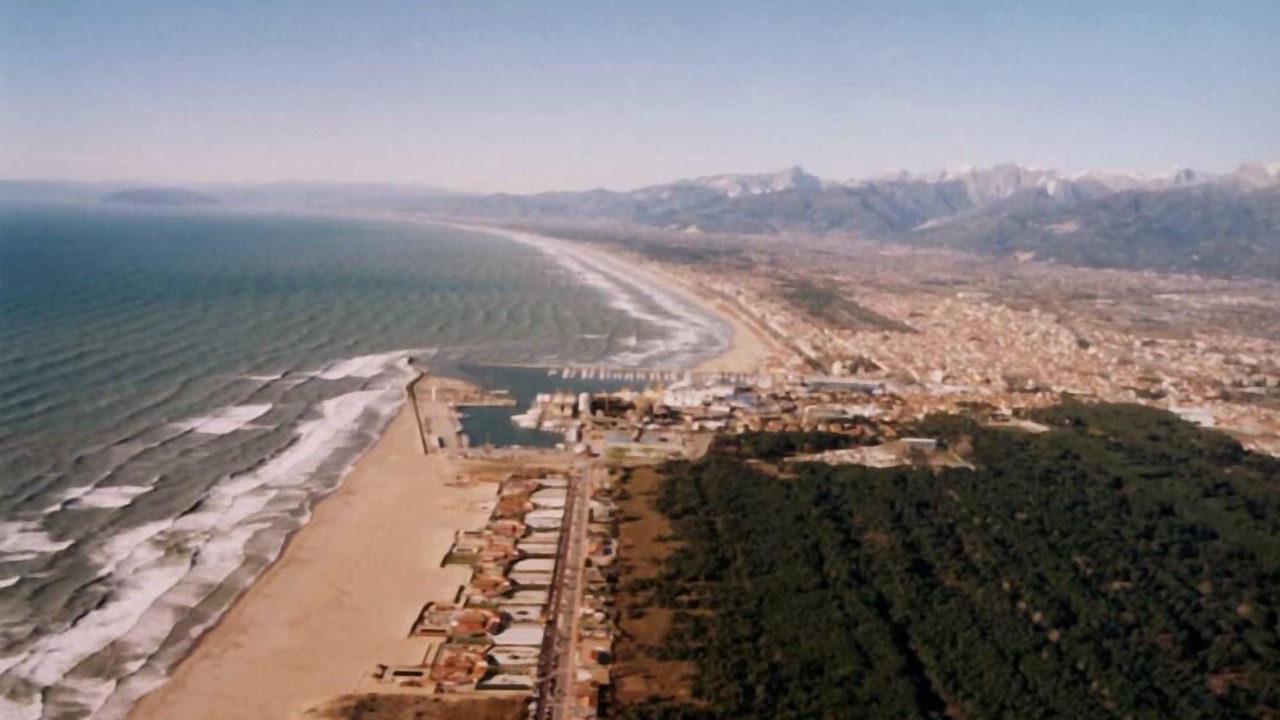 Photo of Others in Viareggio