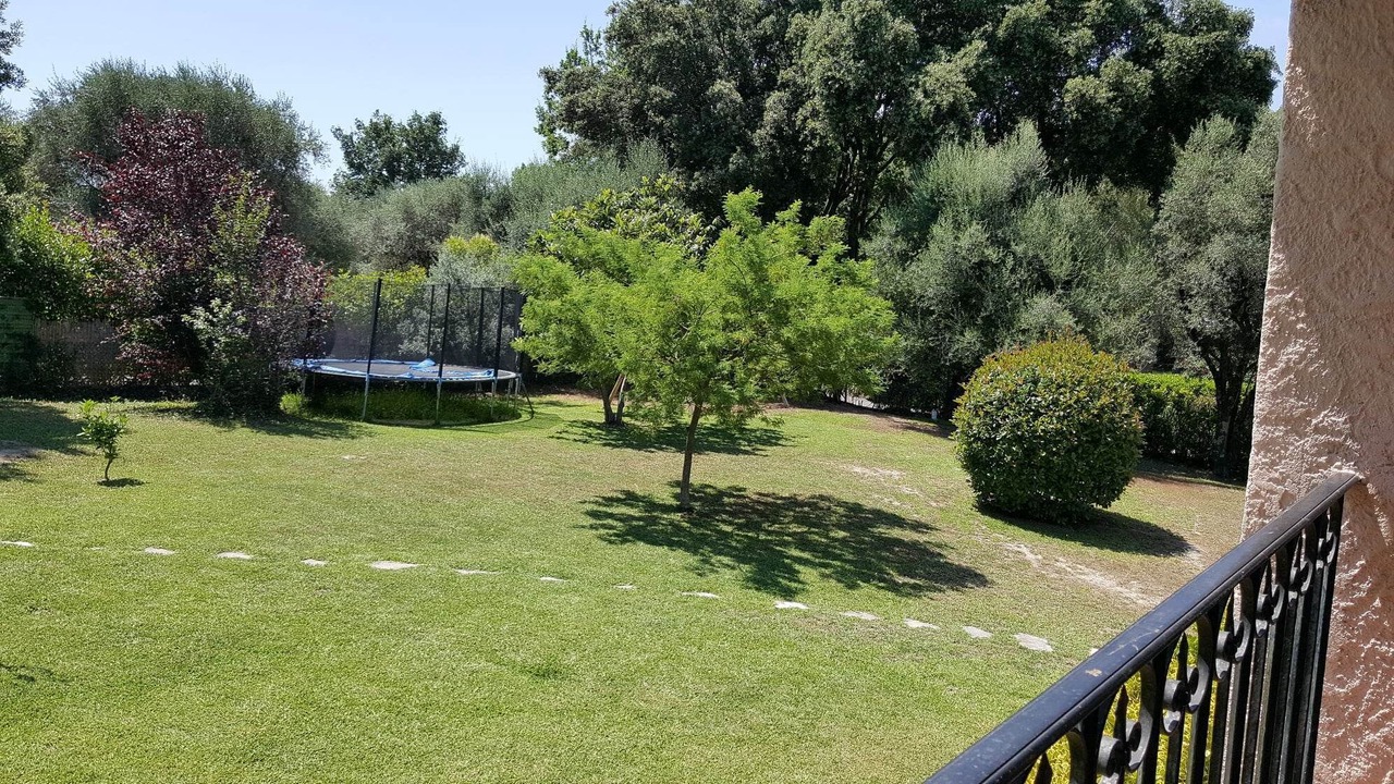 Photo of Outdoor in Les Maillans